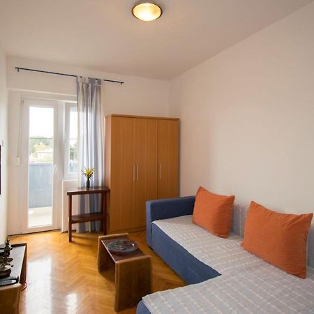 Apartman M In Премантура Екстер'єр фото