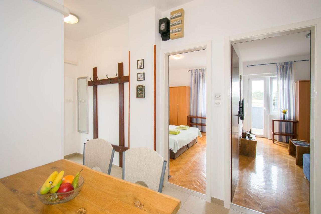 Apartman M In Премантура Екстер'єр фото